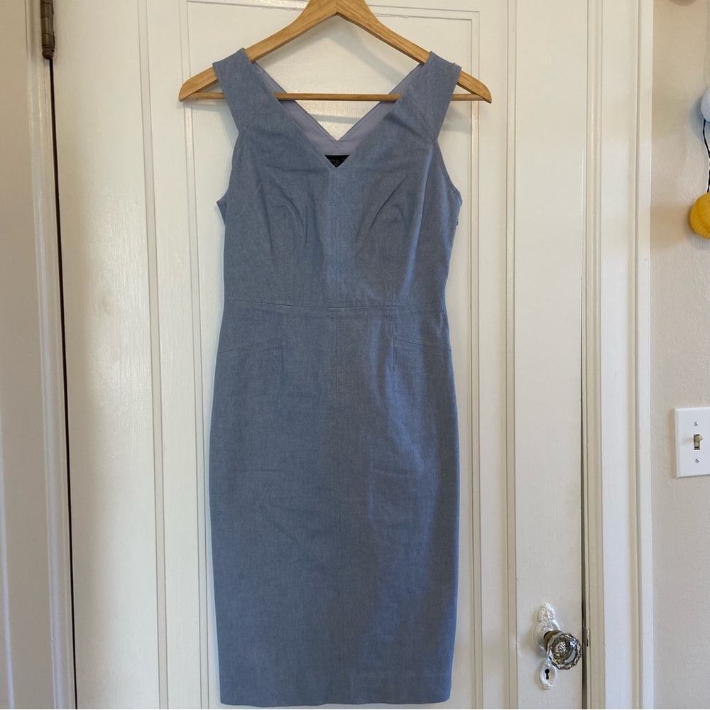 Banana Republic Double V Sheath dress